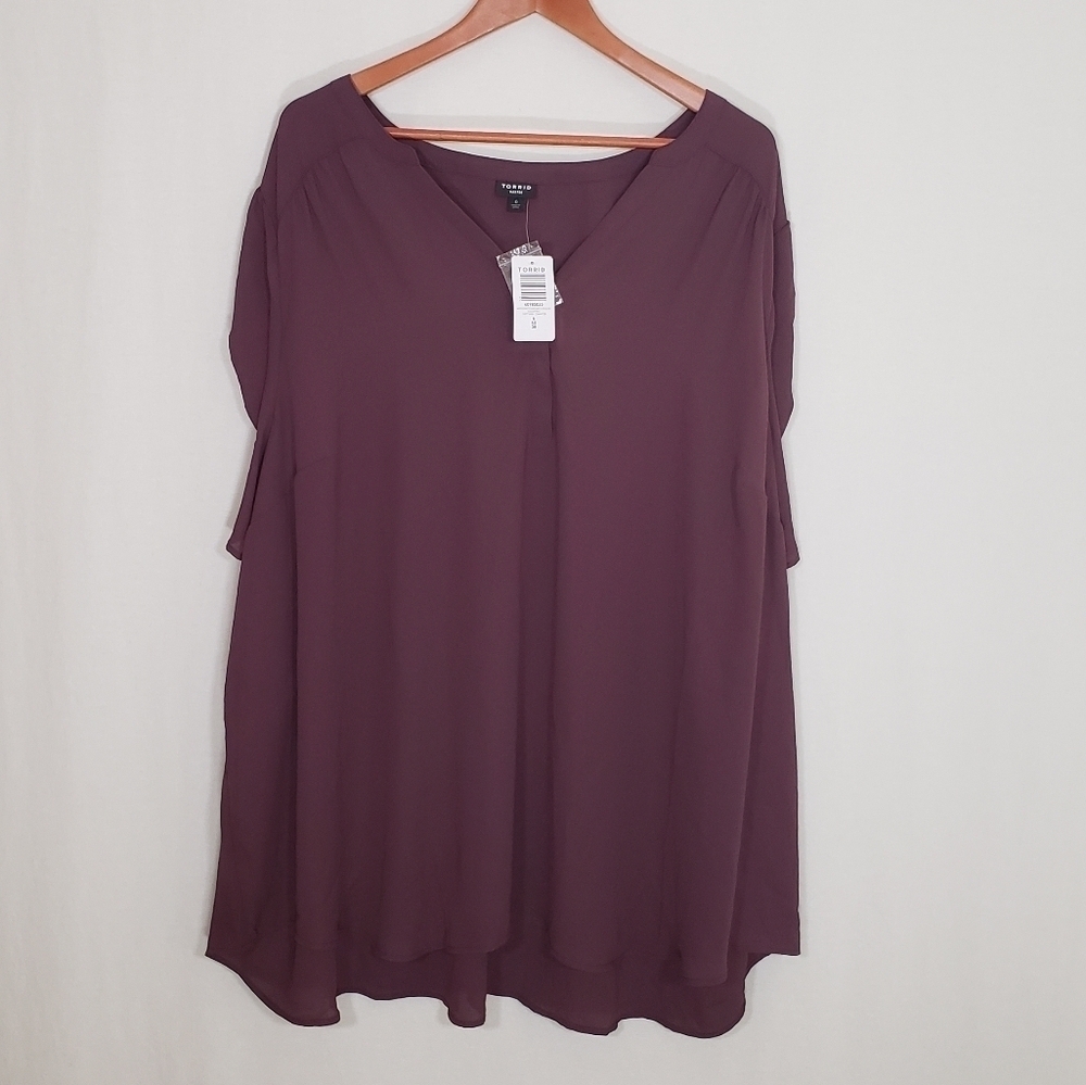 Torrid Harper Georgette Ruched Short Sleeve Blouse Size 6 New!